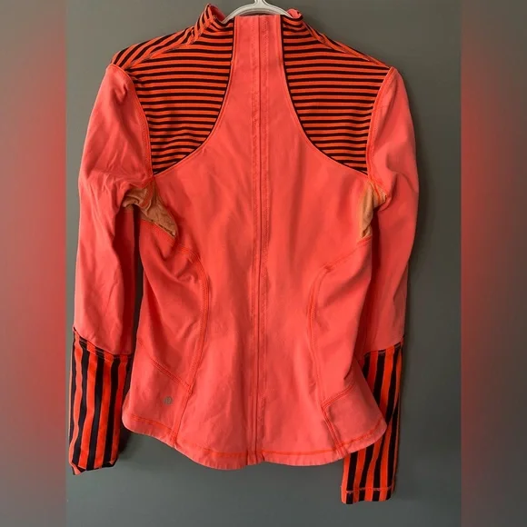 Lululemon jacket - Picture 2 of 3